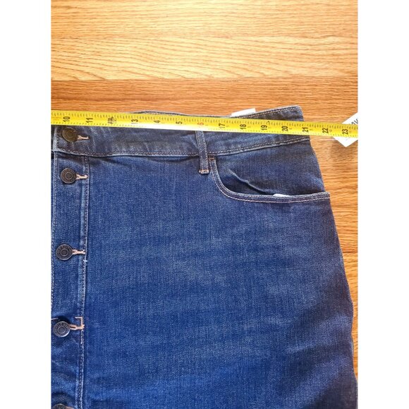 Old Navy Womens Denim Button-Front Skirt Size 20 Plus Size Stretch Blue Jean - Picture 4 of 7